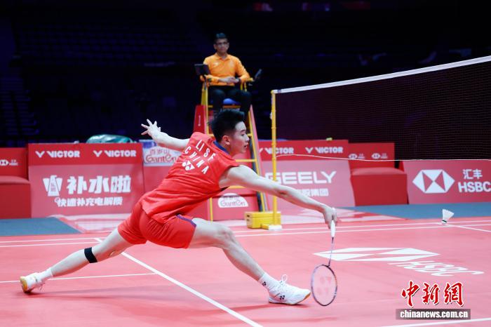 汇丰世界羽联总决赛小组赛收官日：国羽多线角