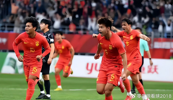 中国男足新一期集训名单出炉 U23新星占比超三成