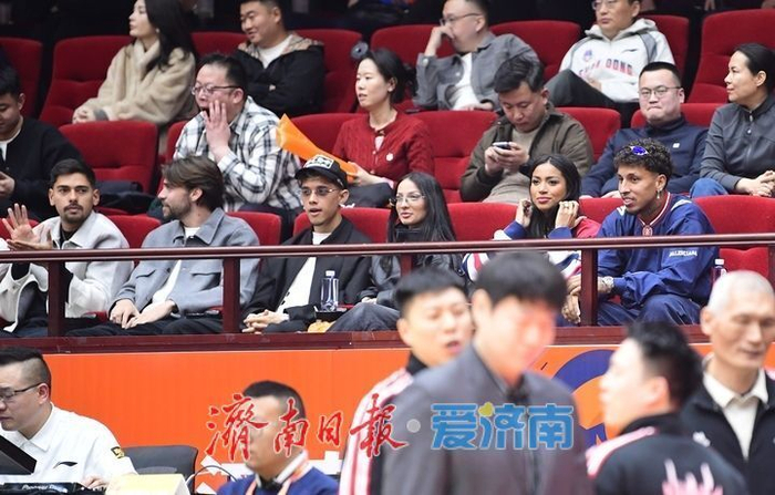 山东男篮惨败浙江稠州银行 双外援强势主导胜负