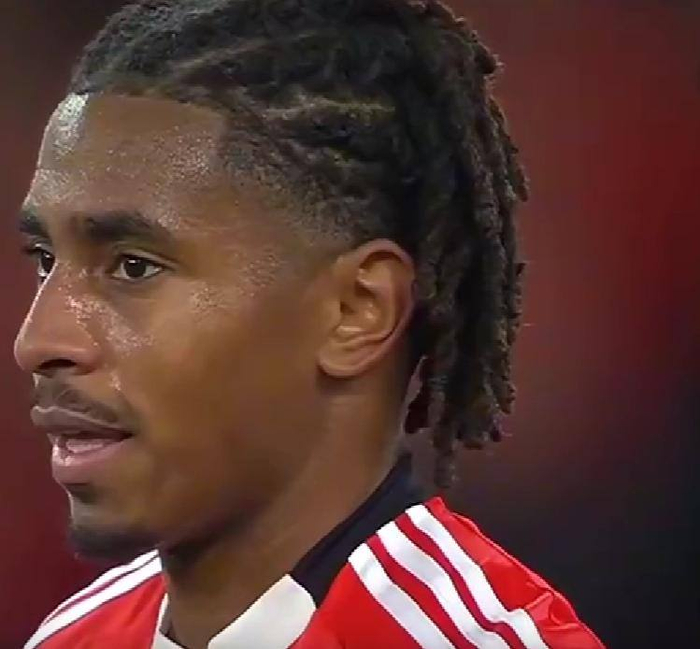 本菲卡主场2-2战平波尔图 错失缩小差距良机