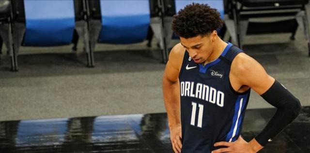 活塞年轻力量碾压篮网，主场138-100大胜