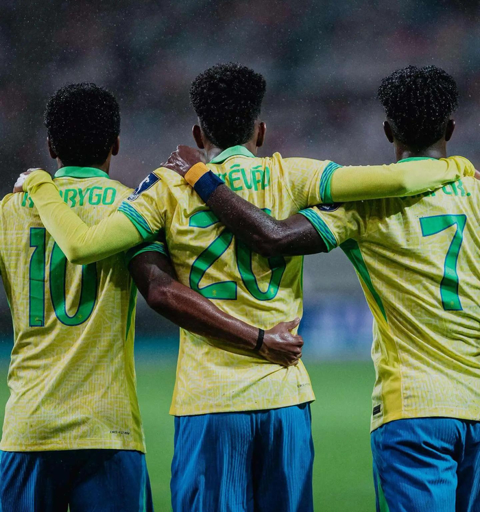 拉菲尼亚伤缺巴萨陷困境 拉什福德或迎转机