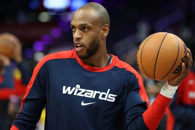 米德尔顿替补轰35+创四年来新高 独行侠客场力克