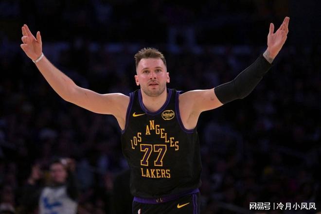 肯纳德绝杀三分助湖人九连胜 詹姆斯生涯常规赛