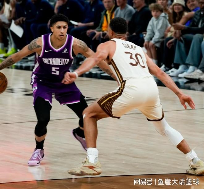 勇士逆转国王，库里复出关键三分助阵
