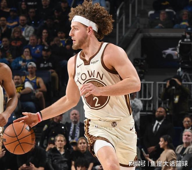 勇士逆转国王，库里复出关键三分助阵