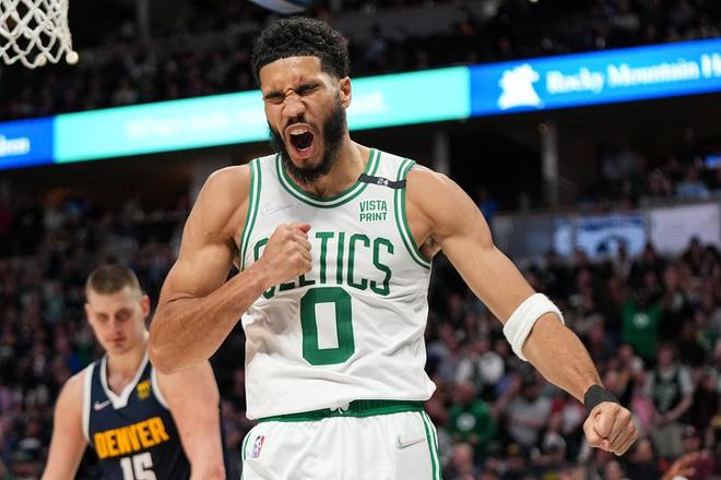 NBA球星收入差距揭秘：商业价值决定阶层跨越