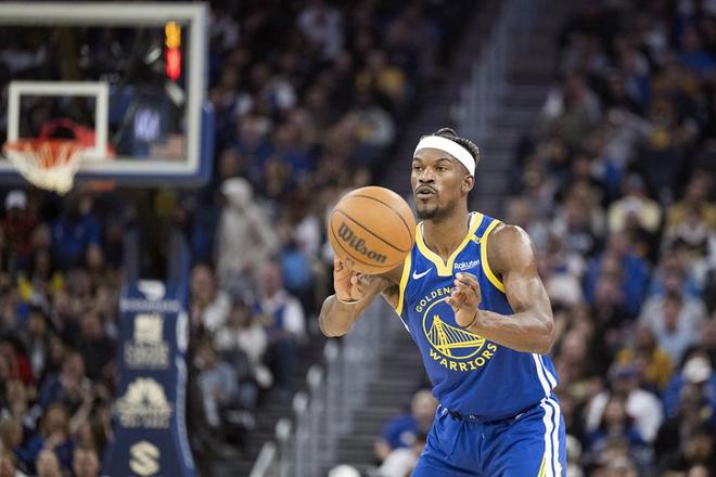 NBA球星收入差距揭秘：商业价值决定阶层跨越